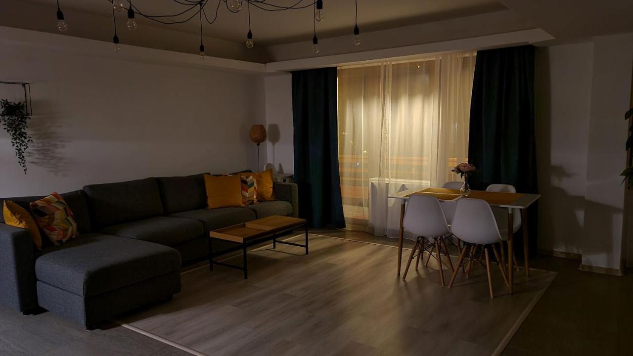 Zander Home Apartment Buşteni Eksteriør bilde